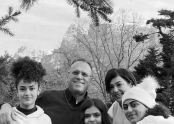 Míssil Balístico Iraniano Devasta Casa em Tamra e Mata Quatro Mulheres da Família Khatib