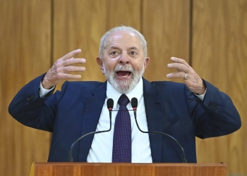 TENSÃO DIPLOMÁTICA: Embaixador de Israel Critica Lula e Governo Brasileiro por Condenarem Ataque ao Irã