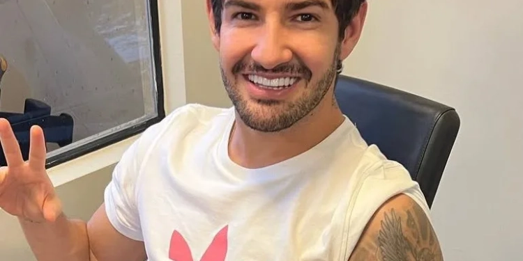 Gesto comovente: Alexandre Pato se oferece para pagar traslado do corpo de Juliana Marins