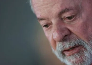 Popularidade em Queda: Mais da Metade dos Eleitores Considera Governo Lula Ruim , Aponta Pesquisa