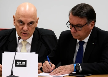 Bolsonaro diz a Moraes que não passou faixa a Lula por medo de vaias