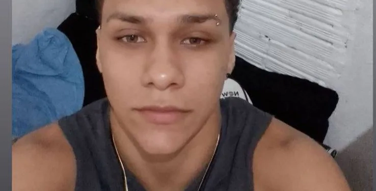 IMAGENS FORTÍSSIMAS) Jovem Autista de 17 anos morre  Após Sofrer Bullying na escola em Guaratiba