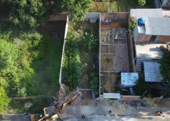 Prefeitura do Rio Demole Construções Irregulares Avaliadas em R$ 1 Milhão ao Lado de Escolas em Guaratiba
