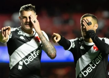 Vasco quebra tabu no Morumbi, vence o São Paulo por 3 a 1 e sobe na tabela