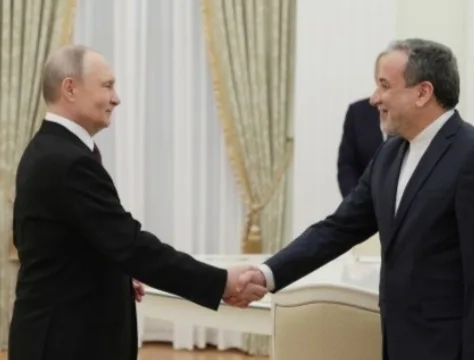 ( URGENTE) MINISTRO DO IRÃ VAI À RÚSSIA E PEDE APOIO DE PUTIN CONTRA OS EUA
