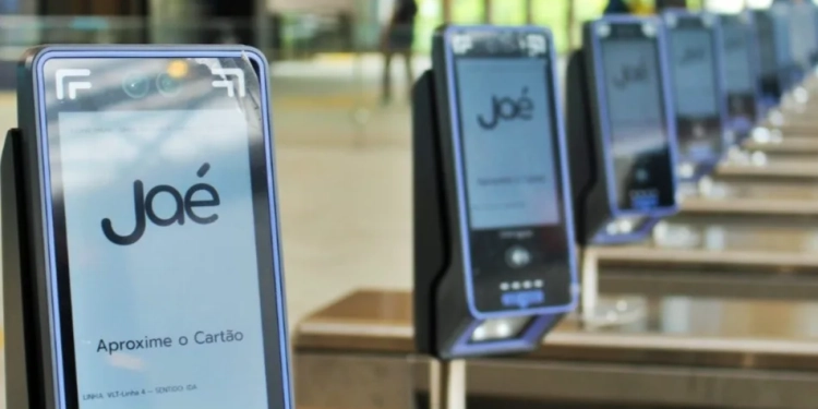 Cartão Jaé: Prefeitura amplia horários e inaugura “superpostos” para acabar com filas de até 5 horas