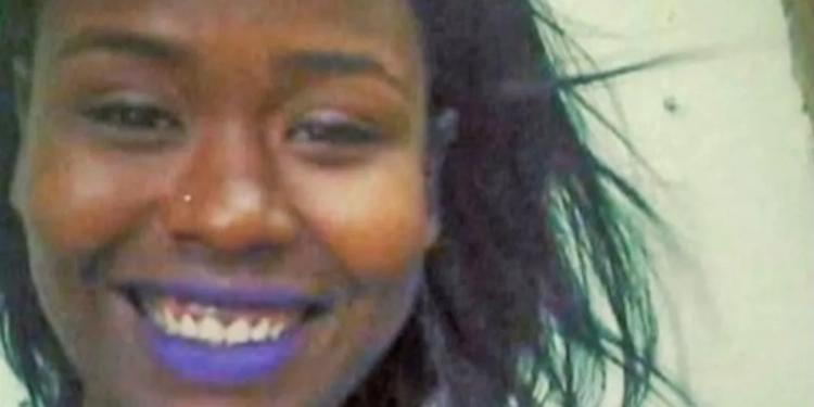 ESTUDANTE DE ENFERMAGEM É ENCONTRADA MORTA DENTRO DE CASA NO RIO — FAMÍLIA APONTA EX-NAMORADO COMO SUSPEITO