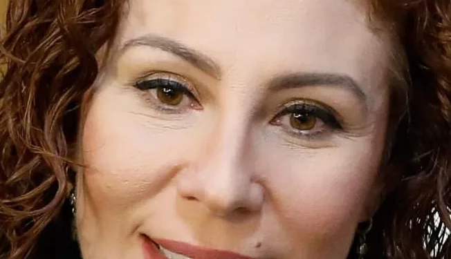 BOMBA! Carla Zambelli some do mapa e pode estar FORAGIDA na Europa! PGR pede PRISÃO e Interpol entra no caso! EITA GENTE!!