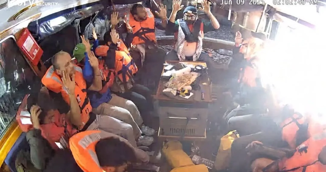 Ataque em Alto-Mar: Israel Intercepta Barco com Ajuda Humanitária e Ativistas Internacionais, incluindo Brasileiro e Greta Thunberg