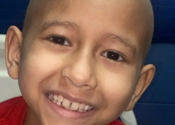 Amor e esperança em Guaratiba! Arthur, de 7 Anos, Luta Contra o Câncer nos Ossos e Precisa de Nossa Solidariedade