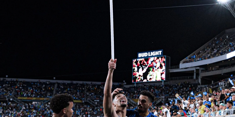 Brasileiro brilha e elimina o Manchester City: Marcos Leonardo faz história com o Al-Hilal!