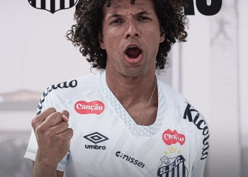 Willian Arão é do Peixe! Santos anuncia contratação bombástica do volante até 2026