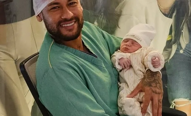 SURPRESA NA MATERNIDADE: NEYMAR APRESENTA SUA QUARTA FILHA AO MUNDO!