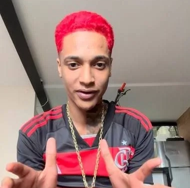 Rapper Oruam será indiciado por associação ao Comando Vermelho após confronto com a polícia no Rio