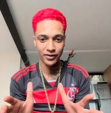 Rapper Oruam será indiciado por associação ao Comando Vermelho após confronto com a polícia no Rio