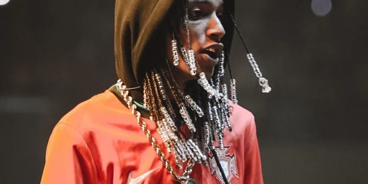 Cantor Oruam pode pegar 18 anos de prisão.Entenda o caso