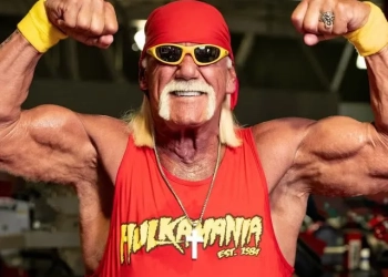 LUTO NO MUNDO DA LUTA LIVRE: HULK HOGAN MORRE AOS 71 ANOS APÓS PARADA CARDÍACA NA FLÓRIDA