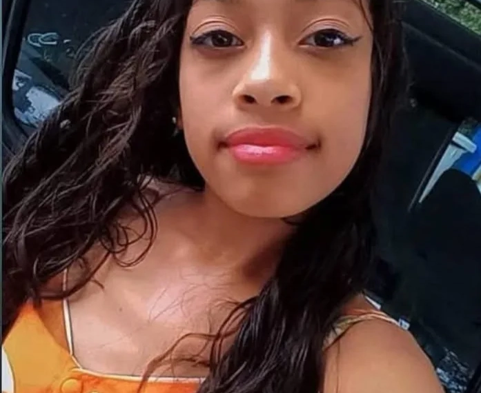 DESAPARECIDA! FAMÍLIA PROCURA POR RAYSSA, VISTA PELA ÚLTIMA VEZ EM SANTÍSSIMO