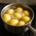 DICA DE COZINHA QUE TRANSFORMA SUAS BATATAS: SAIBA COMO TURBINAR O SABOR NA HORA DE COZINHAR!