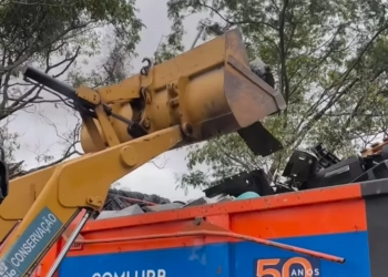Ação Rigorosa em Campo Grande: Prefeitura Remove Ferro-Velho e Construções Irregulares às Margens de Córrego