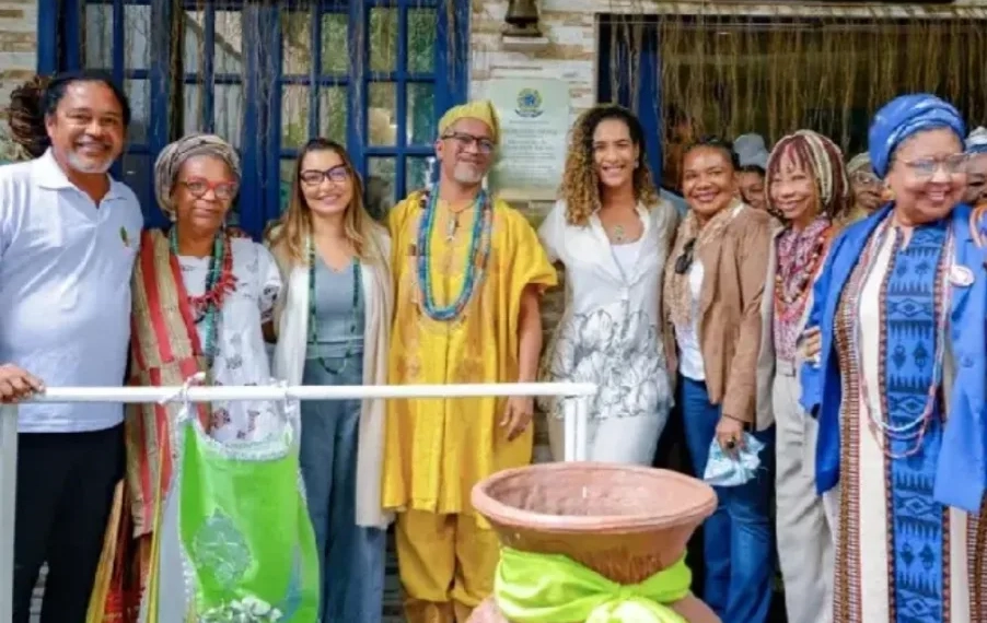 Primeira dama Janja e Ministros visitam terreiro de Umbanda no Rio de Janeiro