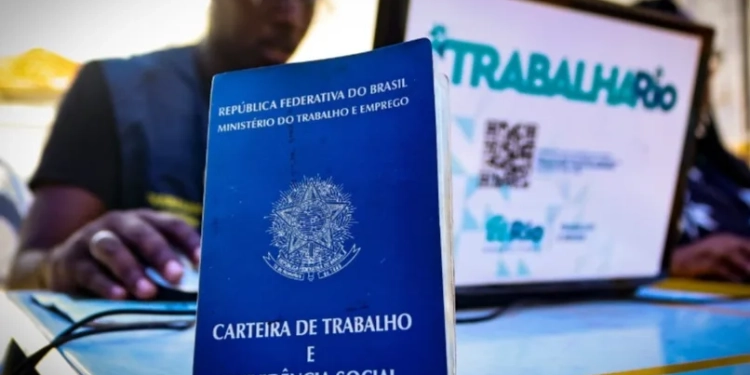 Prefeitura do Rio abre 1.566 vagas de emprego: confira áreas,  veja como se candidatar