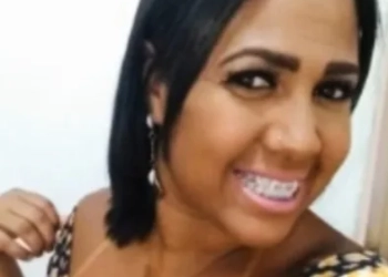 Mulher é assassinada a facadas pelo ex-companheiro na madrugada desta segunda-feira no Rio