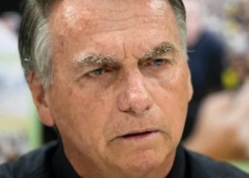 Bolsonaro pode ser preso em 24 horas se não apresentar defesa