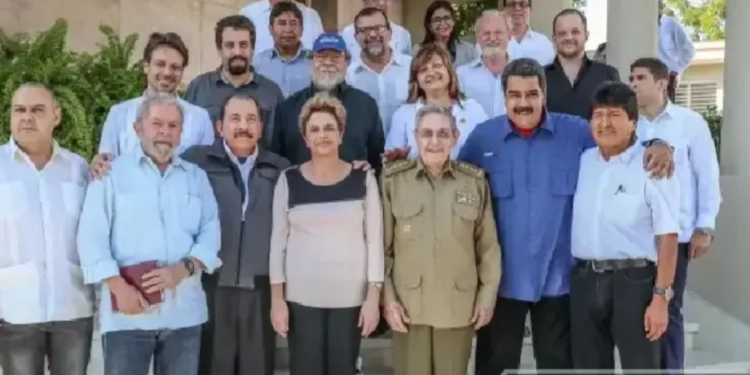 Quem são as autoridades que estão proibidas de entrarem em solo americano