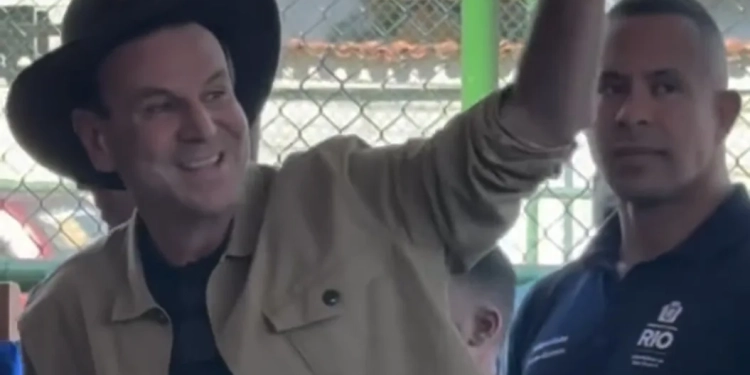 Prefeitura entrega reforma de Praça em Campo Grande com presença de autoridades neste Domingo