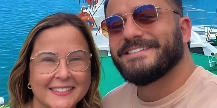 Filho confessa ter matado professora por dívida de apostas online
