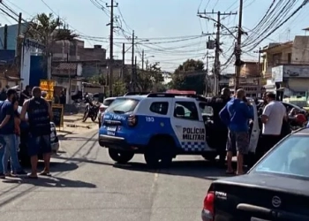 Tragédia em Realengo: Homem Morre em Acidente de Moto Após Colisão Violenta com Carro