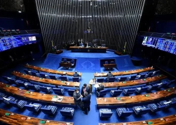 Senado aprova manutenção da isenção do IR para quem ganha até dois salários mínimos