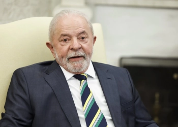 ( Urgente) Lula anuncia R$ 30 bilhões em crédito emergencial para empresas afetadas por tarifas de 50% dos EUA