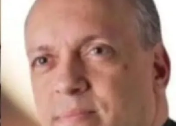 ( Vídeo) Pastor é Flagado de Peruca e “Calcinha” em Goiânia e Alega Ter Sido Vítima de Chantagem