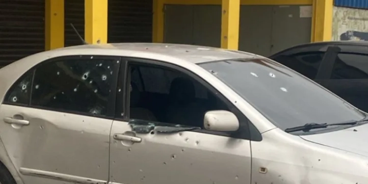 ( VIDEO) URGENTE!! GUERRA EM SANTA CRUZ!! HÁ MORTOS NO LOCAL!! EVITEM REGIÃO!!