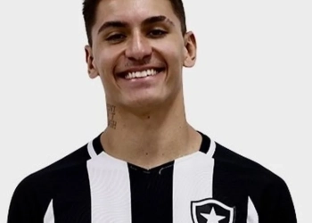 Ex-jogador do Botafogo atropela quatro pessoas no Rio; duas estão em estado grave e atleta é detido após agredir policial