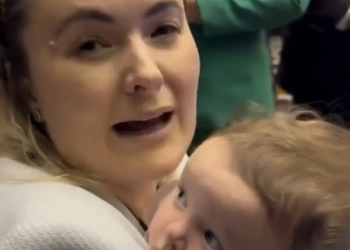 URGENTE: ( Video) deputada do PL Júlia Zanatta é denunciada ao Conselho Tutelar por supostamente usar bebê como escudo humano