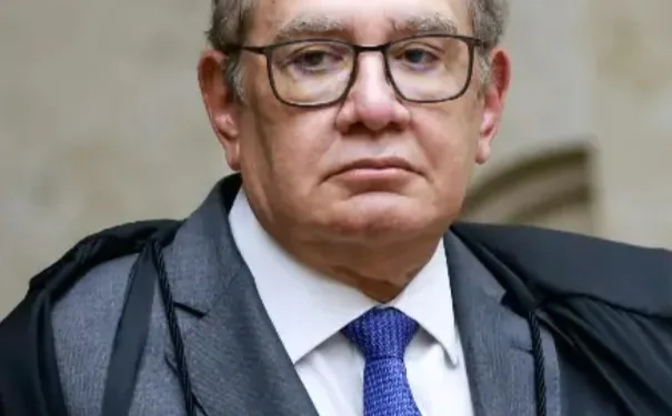 STF JULGA LEI  QUE PROÍBE CRIANÇAS EM PARADAS GAY E VOTO DE GILMAR MENDES PEDE ANULAÇÃO