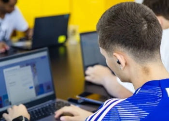 Prefeitura do Rio abre 3.500 vagas em cursos de tecnologia para jovens de 15 a 29 anos