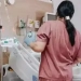 Idosa de 91 anos surpreende médicos ao voltar a respirar após reencontro com cão “Bolsonaro”