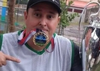 ( VIDEO) COMERCIANTE É EXECUTADO A LUZ DO DIA NA ZONA OESTE DO RIO