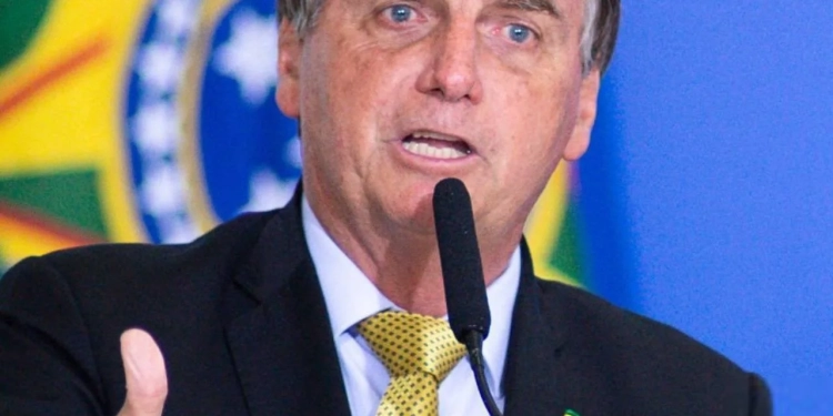 Julgamento de Jair Bolsonaro Começa nesta terça-feira: Pena Pode Ultrapassar 40 Anos