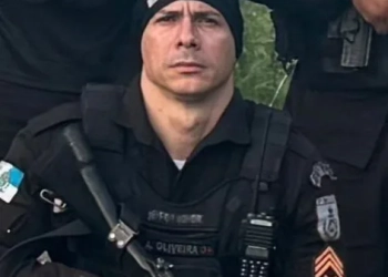 URGENTE: Policial é Fuzilado Após Entrar por Engano na Comunidade do Rio!!