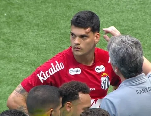 CRIME EM CAMPO: GOLEIRO BRAZÃO É VÍTIMA DE NEGLIGÊNCIA MÉDICA E FALHA DA ARBITRAGEM