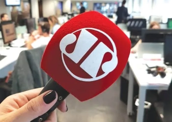 Jovem Pan sob fogo: MPF pede cassação de concessões por desinformação nas eleições de 2022
