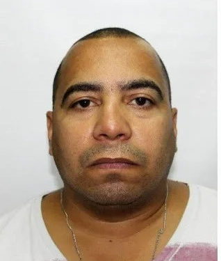 IDENTIFICADO POLICIAL MILITAR EXECUTADO NUM SUPERMERCADO NA ZONA OESTE!!
