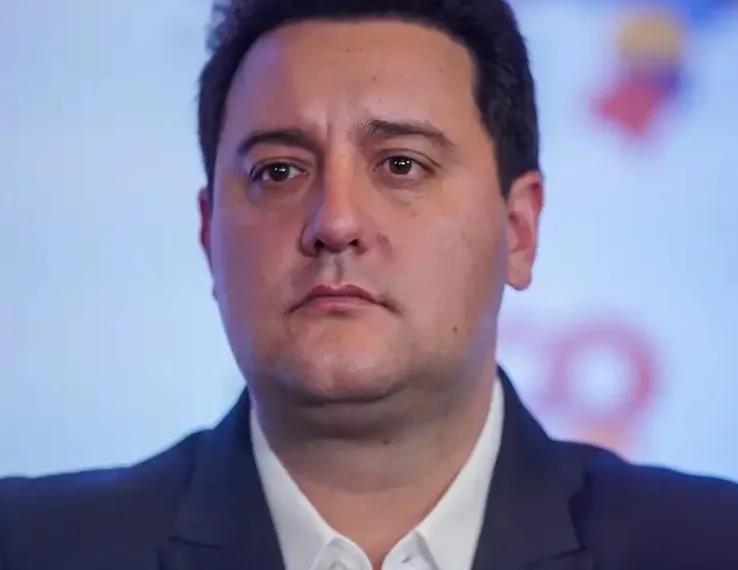 Filho do apresentador Ratinho pode disputar Presidência da República