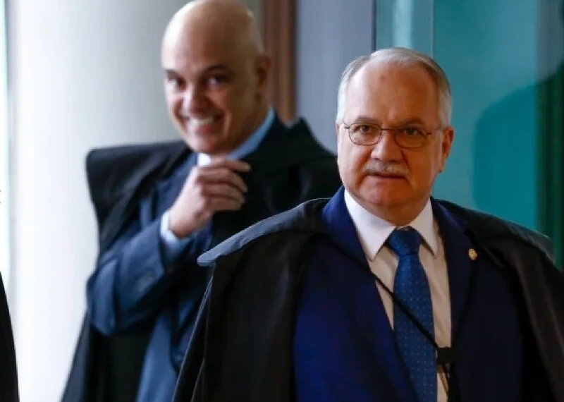 Banho de água fria nos bolsonaristas: Fachin assume STF, mas Moraes segue na linha de frente