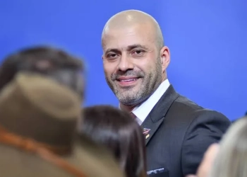 DANIEL SILVEIRA VAI PARA O REGIME ABERTO COM TORNOZELEIRA ELETRÔNICA!